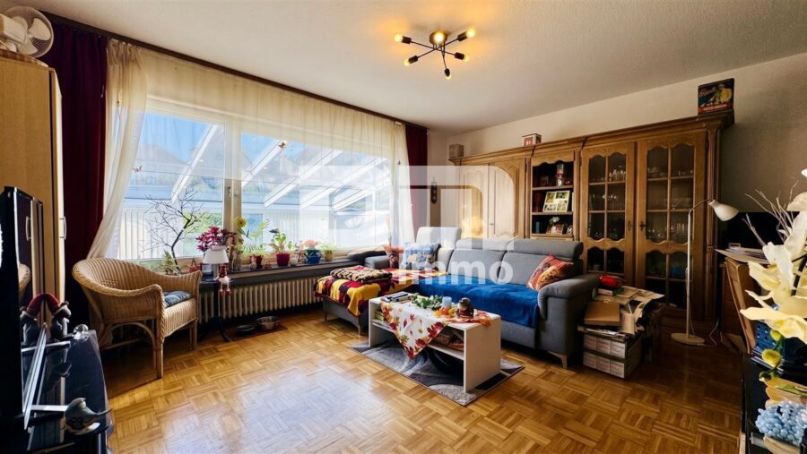 Solides Ein- bis Zweifamilienhaus mit Wintergarten + und Wintergarten als solide Kapitalanlage - EG WE1 Wohn / Esszimmer
